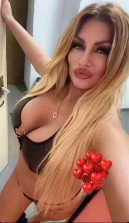 Lady Aylin — 10 / 24