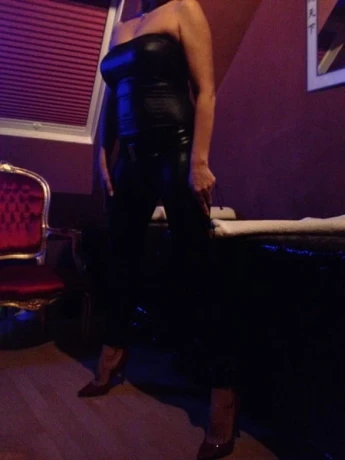 Lady Hypnose — 13 / 16