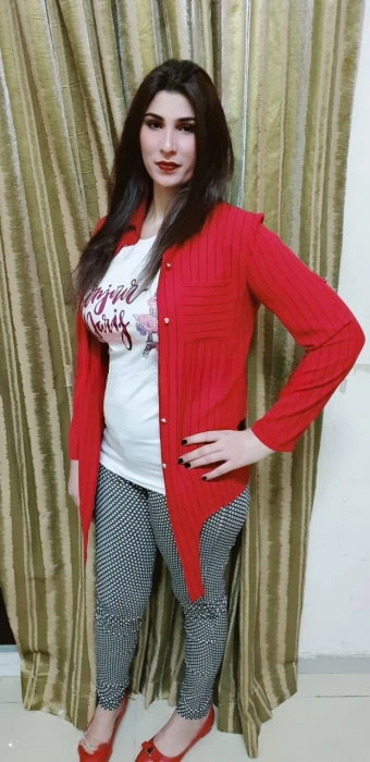 Mahira Khan, Escort, Dubai