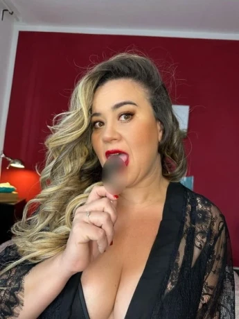 Luna Rubia — 3 / 4