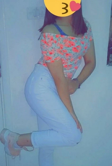 Elena, Escort, Amman
