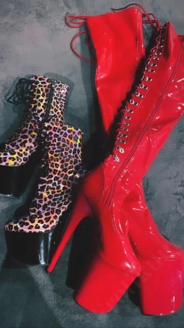 Deutsche Lady Bizarrsm Service — 1 / 6