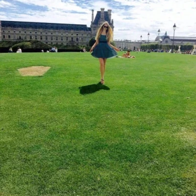 Leksi, Escort, Singapore