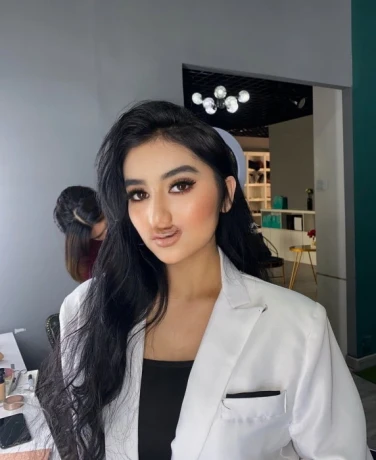 Lovely Jojo — 9 / 10