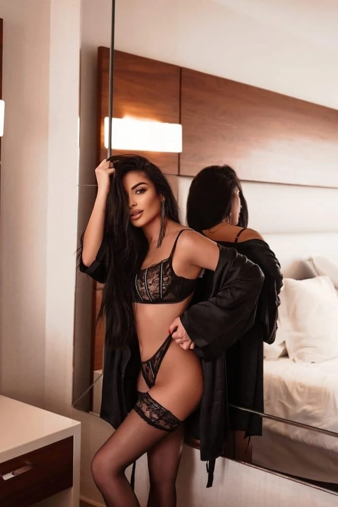 Lena — 12 / 14