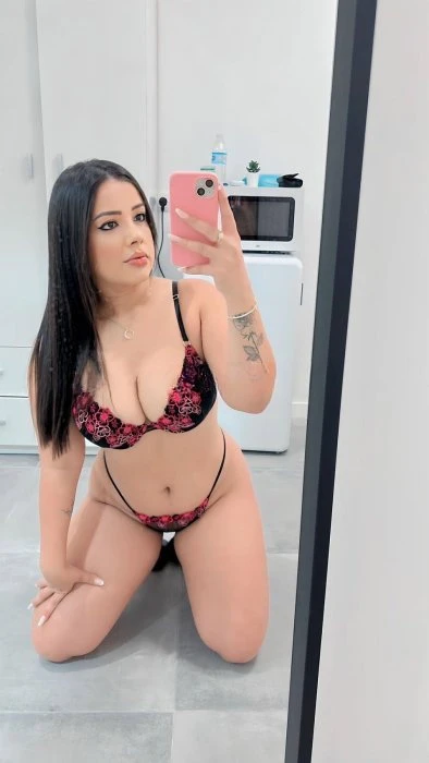 Bruna Ferraz — 2 / 9