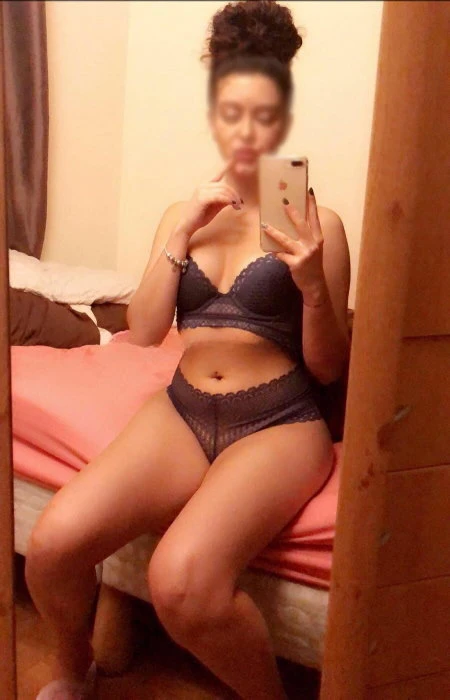 Lizzy, Escort, Biel/Bienne