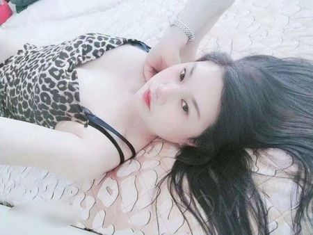 Tian Tian — 2 / 3