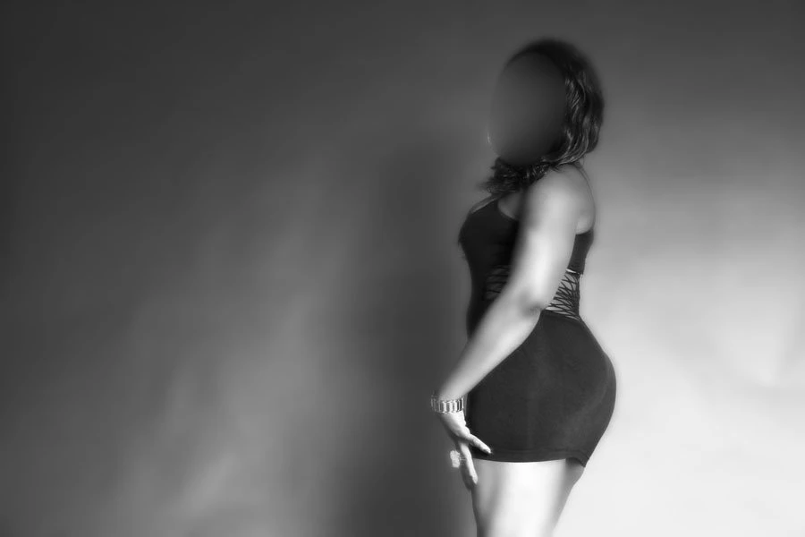 Janet Schokomaus — 3 / 6