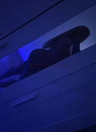 Kamila Hot — 8 / 9