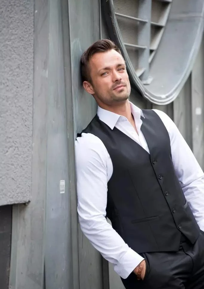 Gigolo Dominic Uit Amsterdam Sexy Groot Geschapen Hetero — 10 / 21