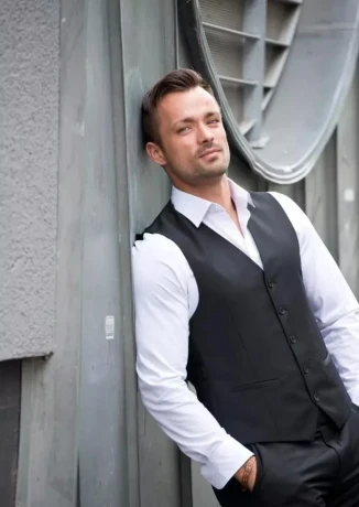 Gigolo Dominic Uit Amsterdam Sexy Groot Geschapen Hetero — 10 / 21