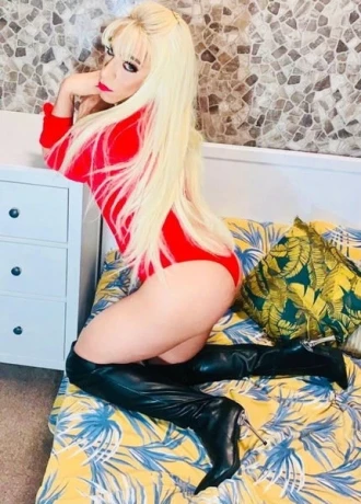 Ts Esmeralda — 3 / 5