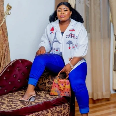 Lizzy, Escort, Ryazan