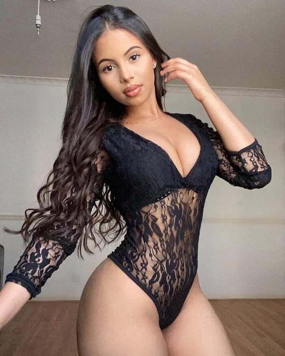 Luaru, Escort, Manama
