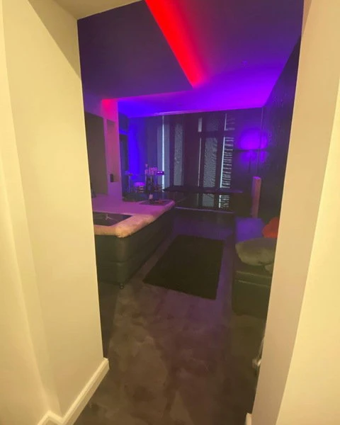 Erotische Massage Im Edlem Ambiente Deutsch — 15 / 23