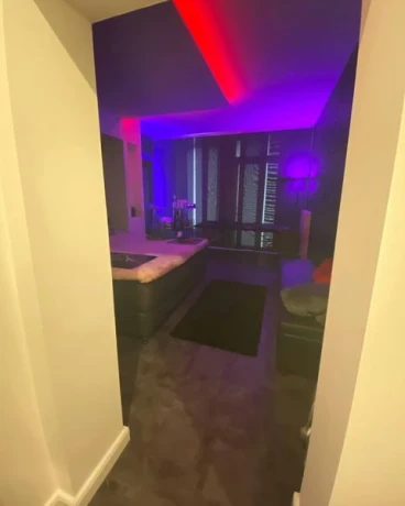 Erotische Massage Im Edlem Ambiente Deutsch — 15 / 23