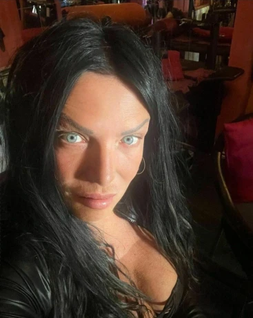 Lady Chanel — 2 / 14