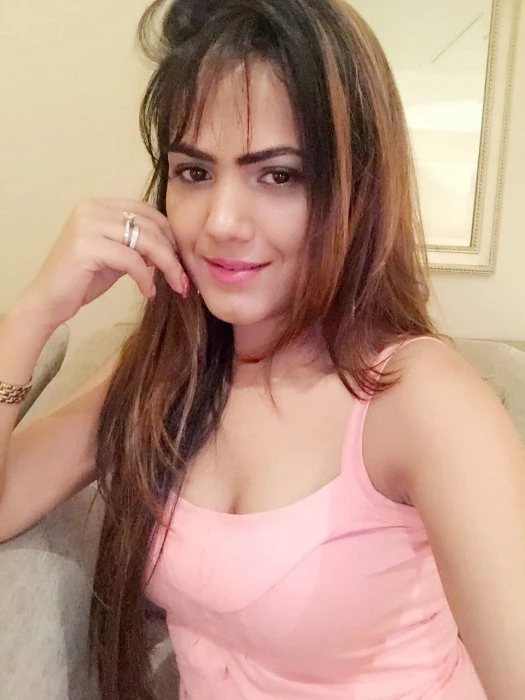 Nikita Indian — 2 / 6