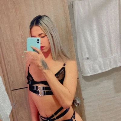 Pamela Oficial, Escort, Vienna