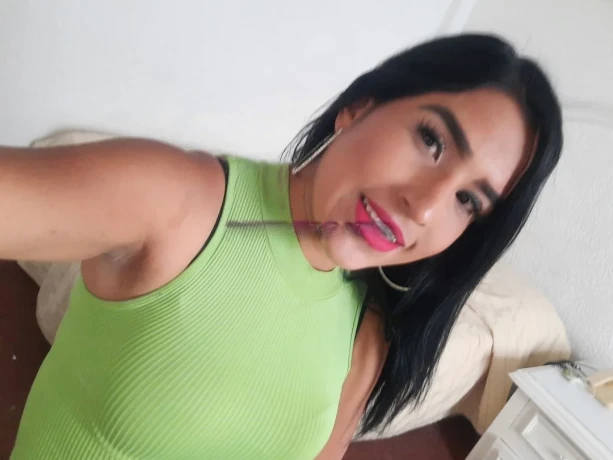 Grecia gonzalez — 4 / 10