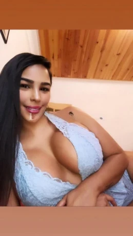 Vanessa Latin — 6 / 9