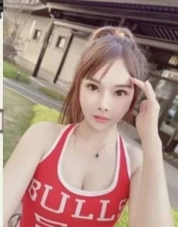 Sexy Sasaki — 1 / 3