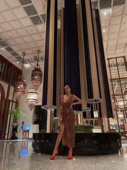 Ana Sexy — 2 / 8