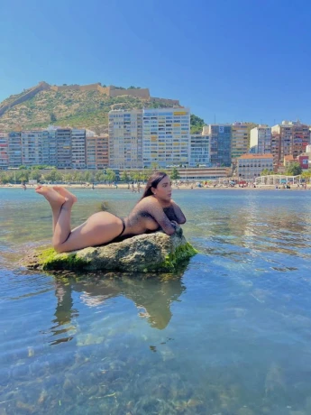 Ambar Latina — 4 / 12