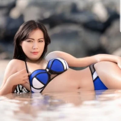 Rita and ice, Escort, Muscat