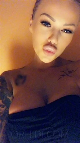 Deutsche Christina — 9 / 18