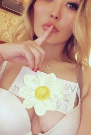 Ellana — 4 / 5
