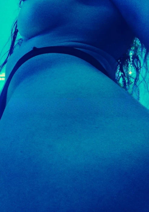 Lara — 6 / 7