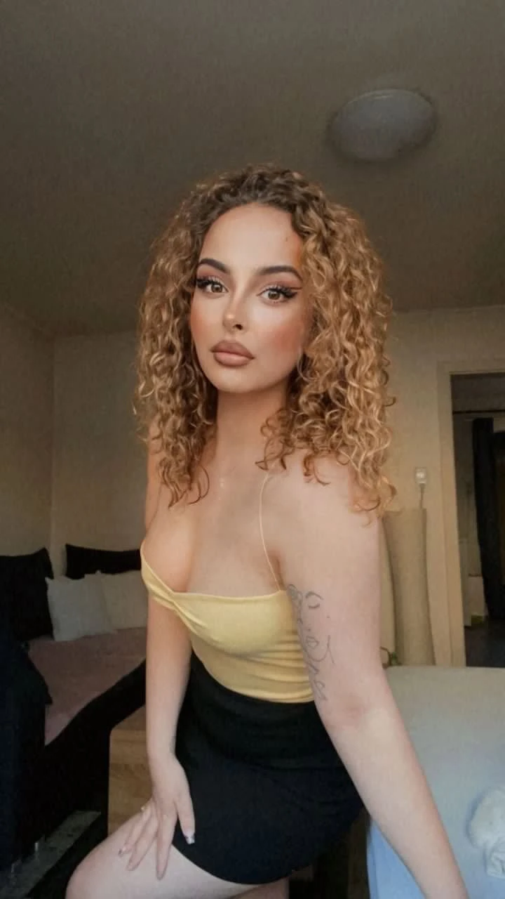 Alexa 2, Escort, Koln