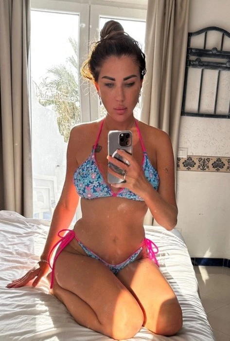 Masha, Escort, Khashuri