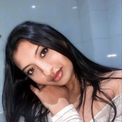 Giulia, Escort, Rotterdam