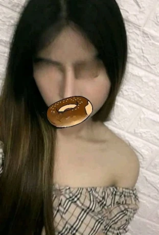 Elise Bernal — 2 / 3