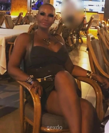 Laura Del Sole — 2 / 9