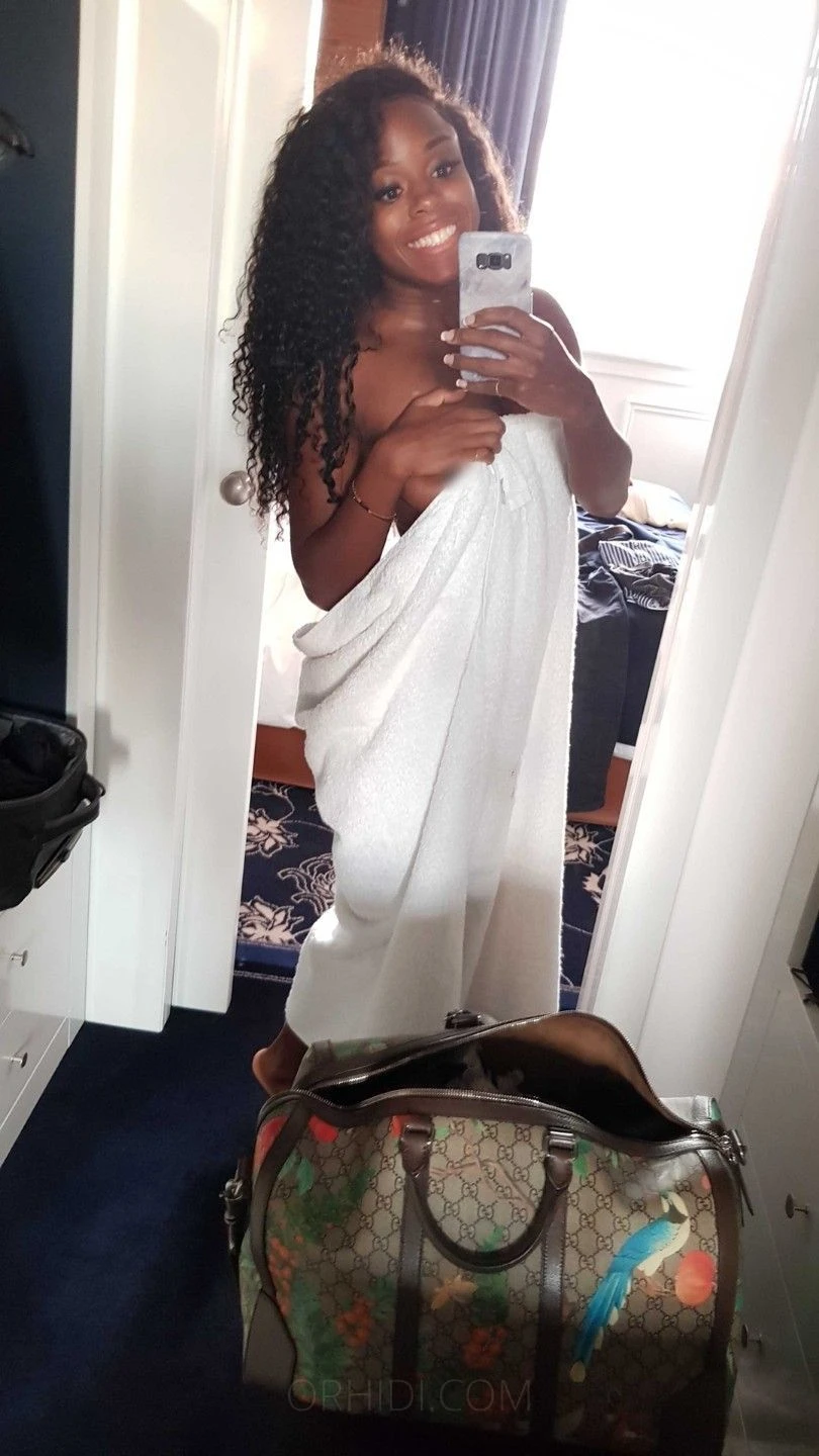 Bree_, Escort, London