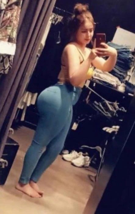 Nawal Dominante — 2 / 5