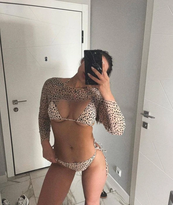Aleksa — 6 / 7