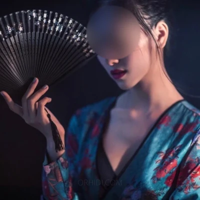 Saya, Escort, Munich