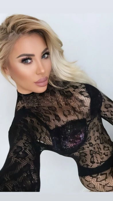 Kristina — 7 / 12