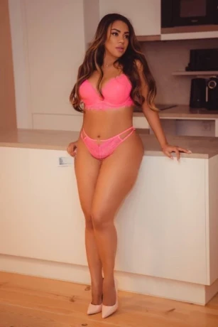 Emanuelle — 5 / 11