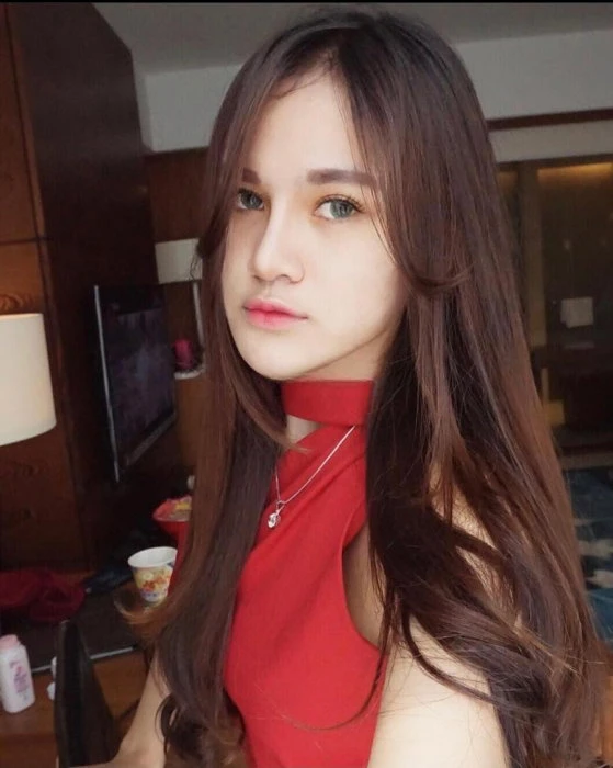 Dini, Escort, Semarang