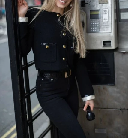 Polina — 3 / 6