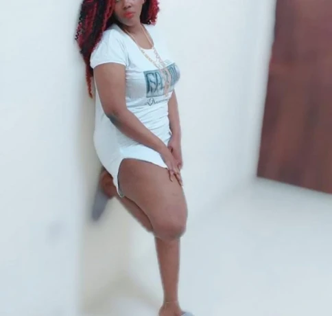 Cream girl — 2 / 3