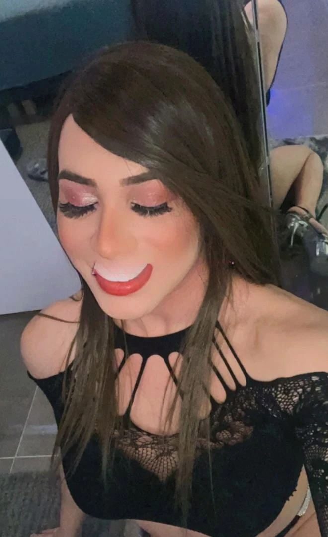 Daniela — 2 / 7