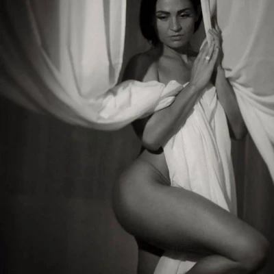 Varvara, Escort, Reims