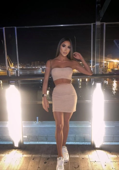 Valèria — 4 / 5